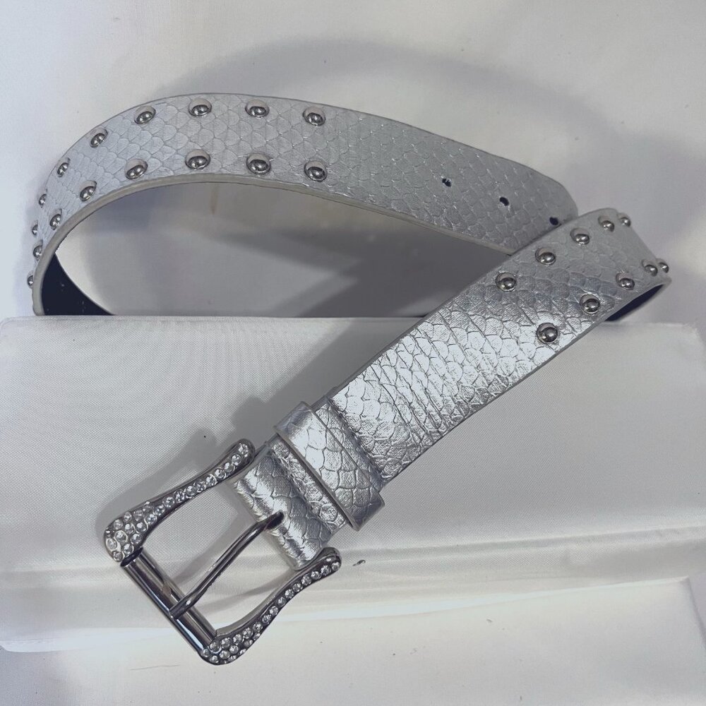 Silver Studded Diamond Buckle-Women's Western/Cowgirl Belt-Casual-39 1/2"x1 1/2"